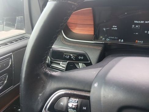 Used 2020 Lincoln Navigator Reserve image 44