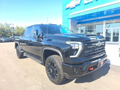 New 2026 Chevrolet Silverado 2500 LT w/ Trail Boss Package