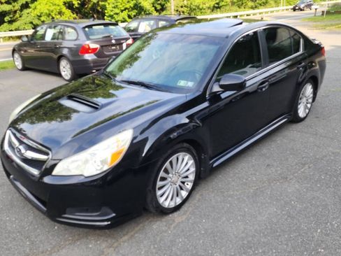 Used 2010 Subaru Legacy 2.5GT Limited AWD/4WD image 9