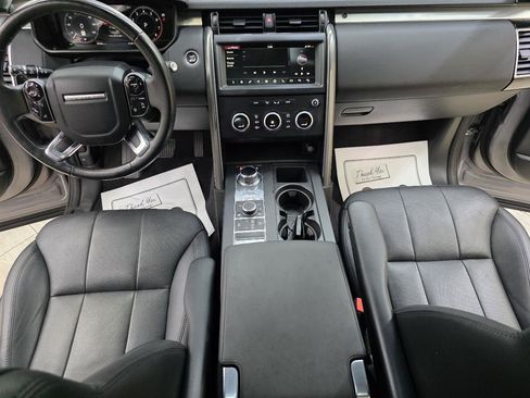 Used 2020 Land Rover Discovery Landmark AWD/4WD image 34