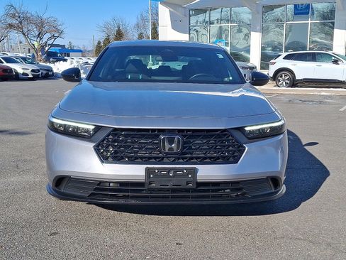 Used 2024 Honda Accord Sport image 2