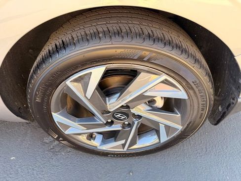 Used 2025 Hyundai Elantra Sport FWD image 27