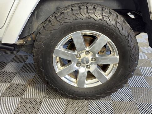 Used 2015 Jeep Wrangler Unlimited Sahara w/ Dual Top Group image 14