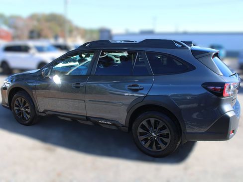 Used 2023 Subaru Outback Onyx Edition XT image 13