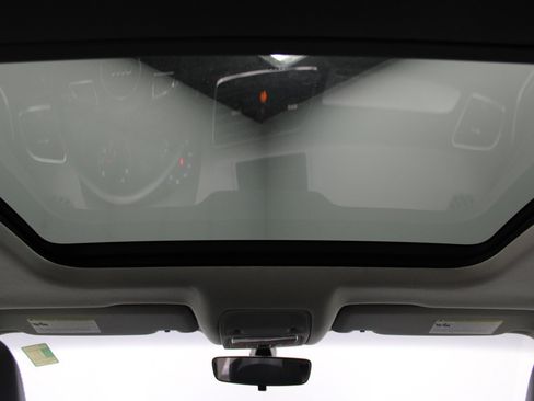 Used 2017 Audi Q3 2.0T Premium image 16