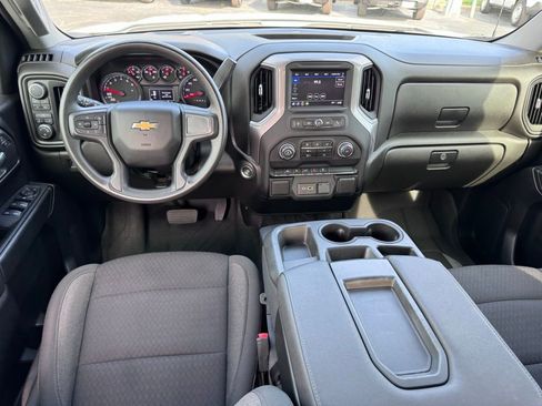 Used 2023 Chevrolet Silverado 1500 Custom image 24