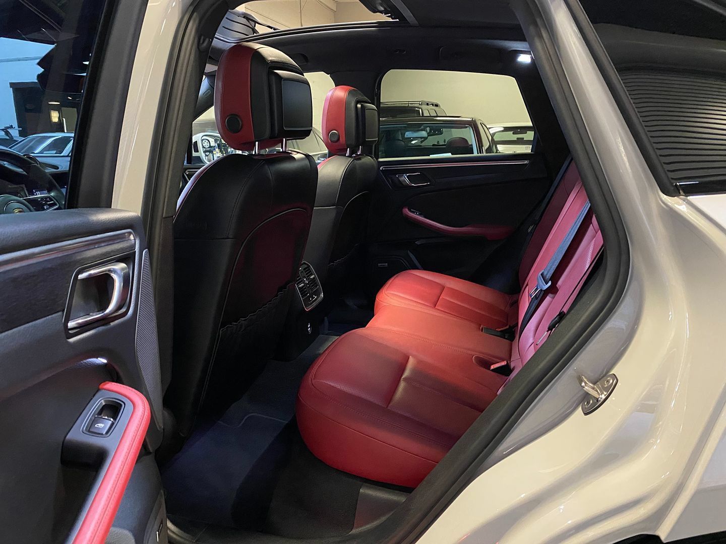Used 2021 Porsche Macan GTS AWD/4WD image 21