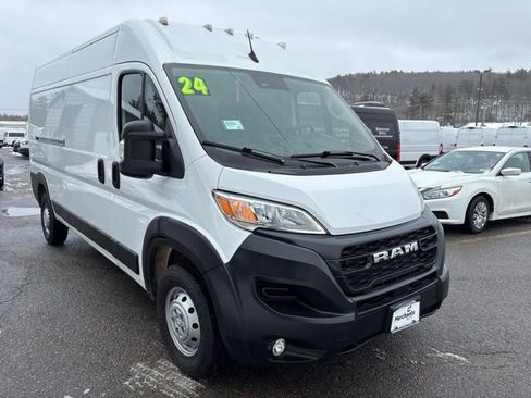 Used 2024 RAM ProMaster 2500 w/ Convenience Group image 1