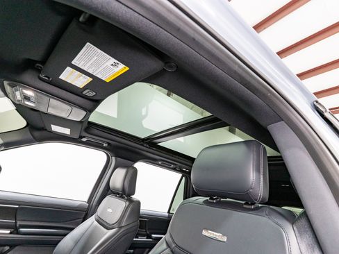 Used 2025 Ford Expedition Max Platinum w/ Stealth Appearance Package AWD/4WD image 17