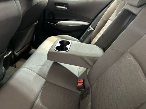 Used 2024 Toyota Corolla SE FWD image 5