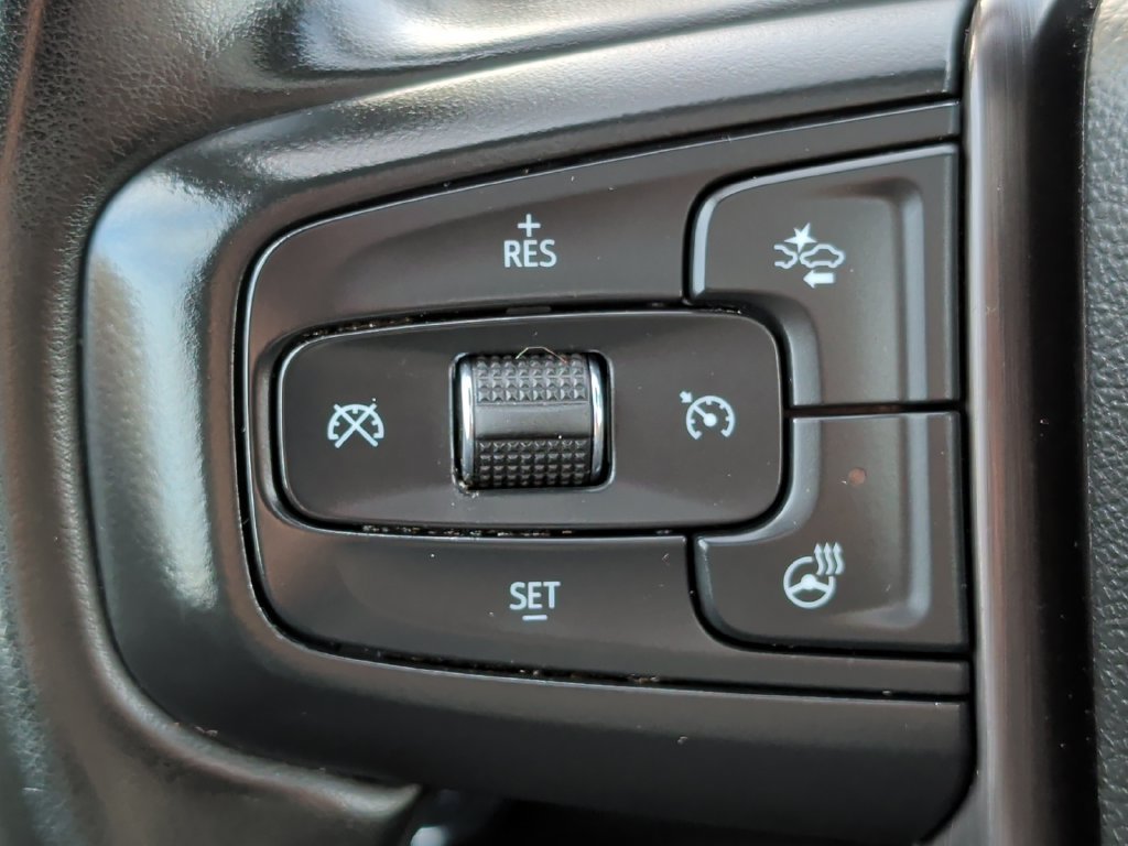 Used 2023 GMC Sierra 1500 AT4 w/ Technology Package AWD/4WD image 12