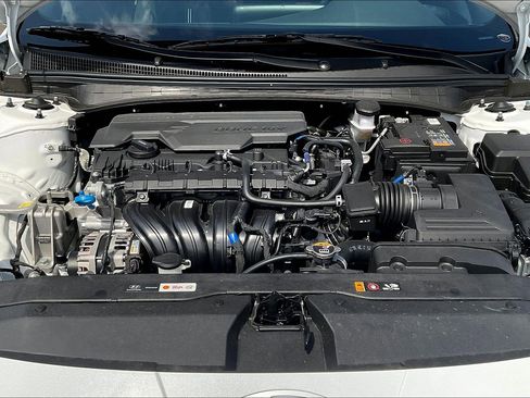 Certified 2026 Hyundai Elantra Sport FWD image 29
