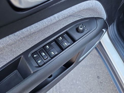 Used 2024 Jeep Compass Latitude image 24