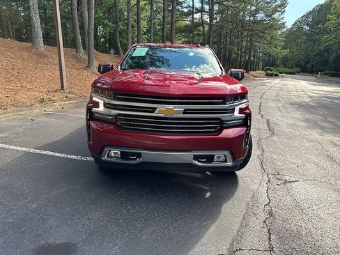 Used 2022 Chevrolet Silverado 1500 High Country w/ Technology Package AWD/4WD image 2
