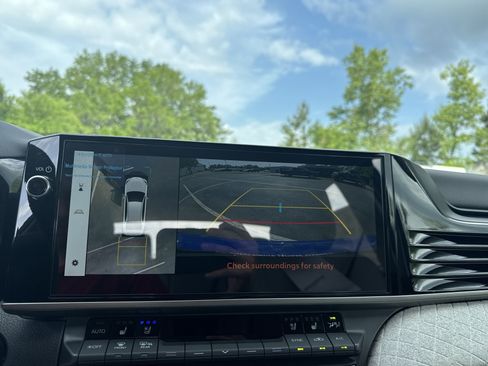 New 2025 Toyota Camry XLE w/ Premium Plus Package FWD image 20