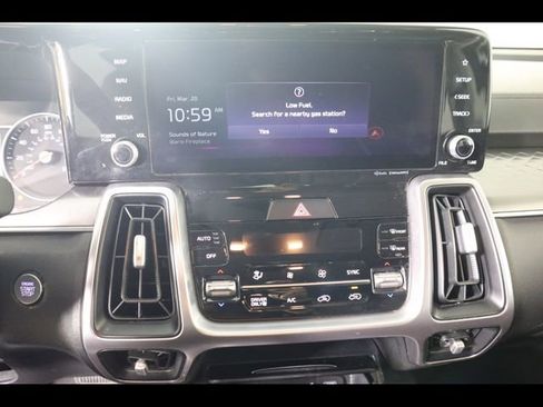 Used 2023 Kia Sorento EX image 26