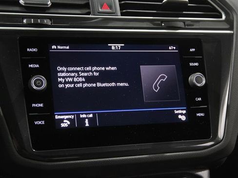 Certified 2024 Volkswagen Tiguan SE R-Line image 11