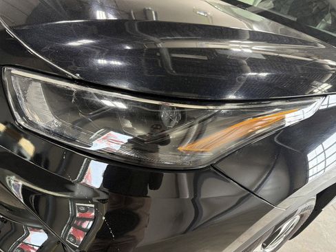 Used 2024 Toyota Highlander XLE image 16