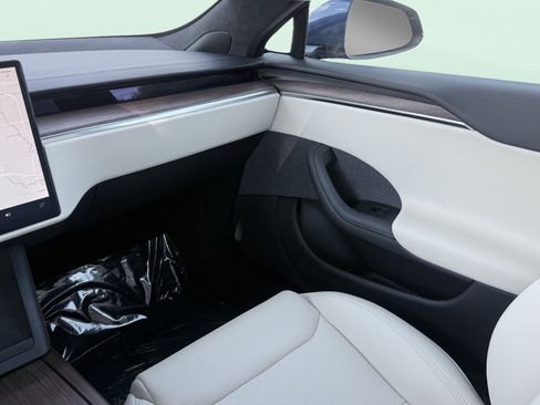 Used 2021 Tesla Model S Long Range AWD/4WD image 45