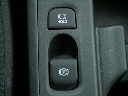 Used 2025 Toyota Corolla LE FWD image 32