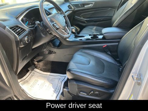 Used 2018 Ford Edge Titanium w/ Equipment Group 301A image 12