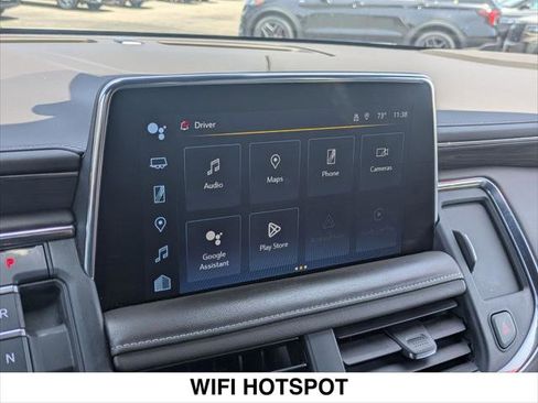 Used 2023 Chevrolet Suburban Z71 w/ Luxury Package AWD/4WD image 16