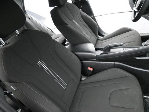 Used 2024 Hyundai Elantra SEL image 11