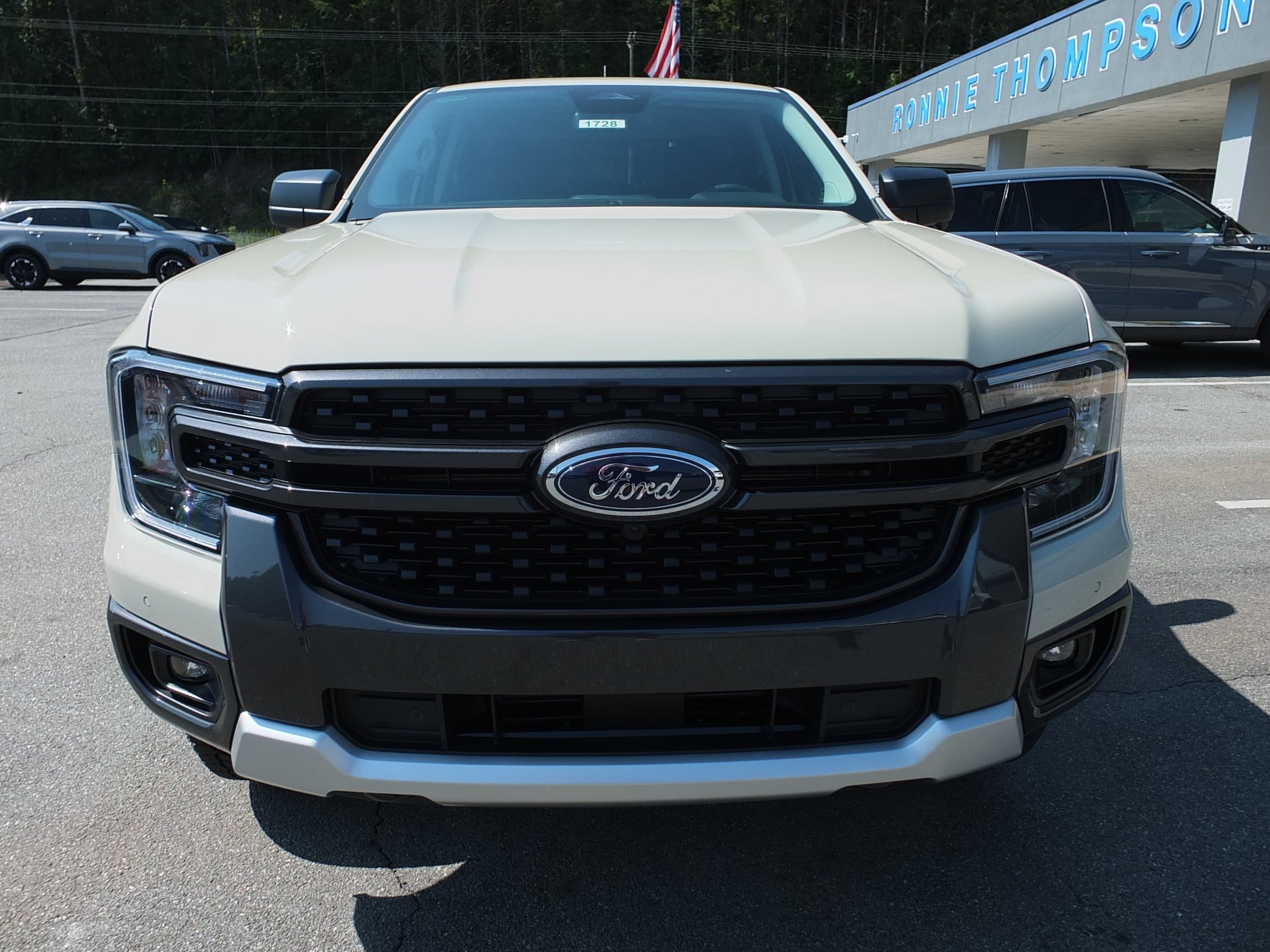 New 2026 Ford Ranger XLT w/ Technology Package AWD/4WD image 8