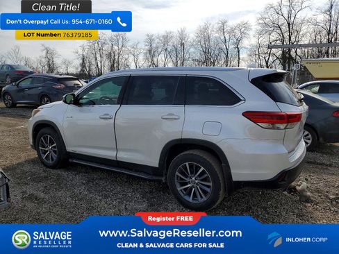 Used 2019 Toyota Highlander XLE AWD/4WD image 3