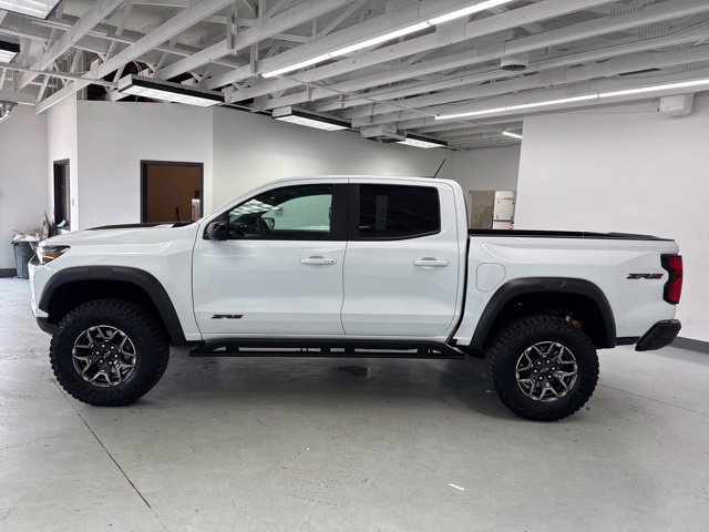 Used 2024 Chevrolet Colorado ZR2 w/ ZR2 Convenience Package III AWD/4WD image 7