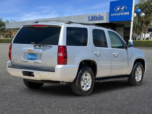 Used 2013 Chevrolet Tahoe LT RWD image 3