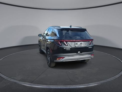 New 2025 Hyundai Tucson Limited image 7