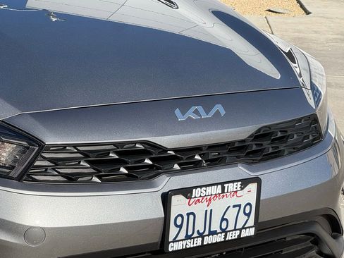 Used 2023 Kia Forte LXS image 7