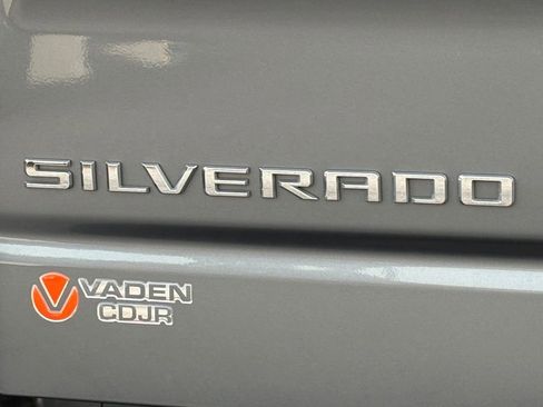 Used 2021 Chevrolet Silverado 1500 Custom image 9