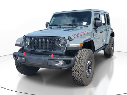 Used 2025 Jeep Wrangler Unlimited Rubicon AWD/4WD image 4