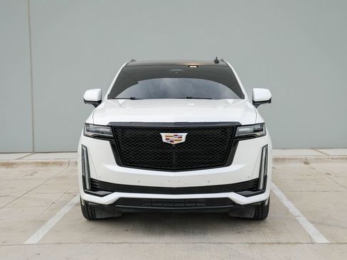 Used 2021 Cadillac Escalade Premium Luxury w/ Driver Assist Tech Package AWD/4WD image 3