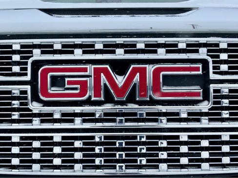 Used 2018 GMC Sierra 1500 Denali image 15