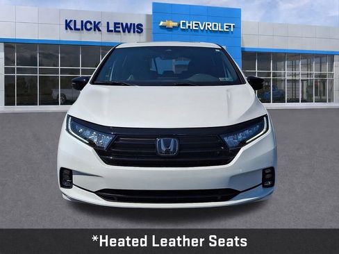 Used 2023 Honda Odyssey Sport image 2
