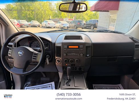 Used 2004 Nissan Titan LE w/ (Tow) Big Tow Pkg image 9