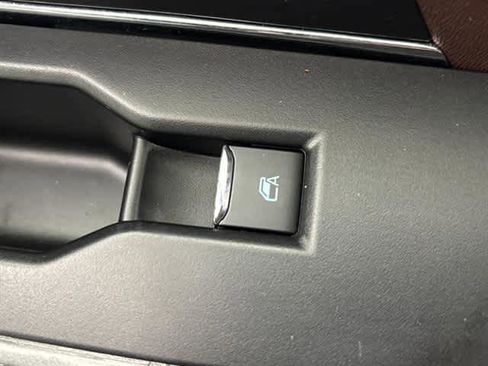 Used 2023 Ford F150 Lariat w/ Equipment Group 502A High image 12