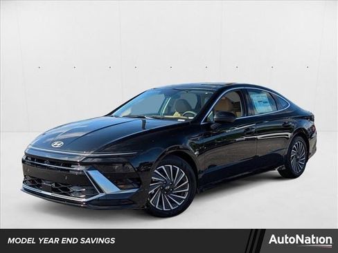 New 2025 Hyundai Sonata Limited image 1