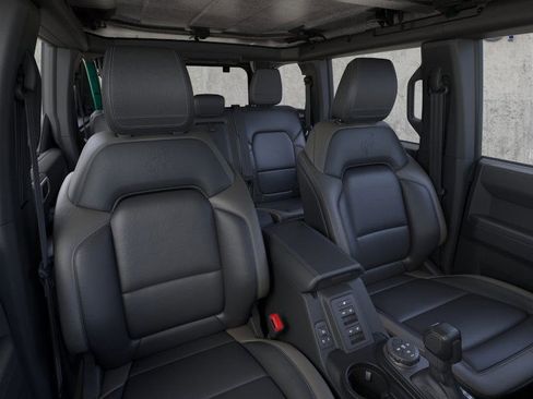 New 2025 Ford Bronco Outer Banks image 10
