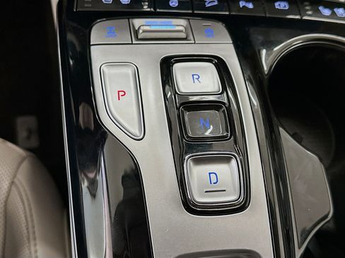 Used 2024 Hyundai Tucson Limited image 25