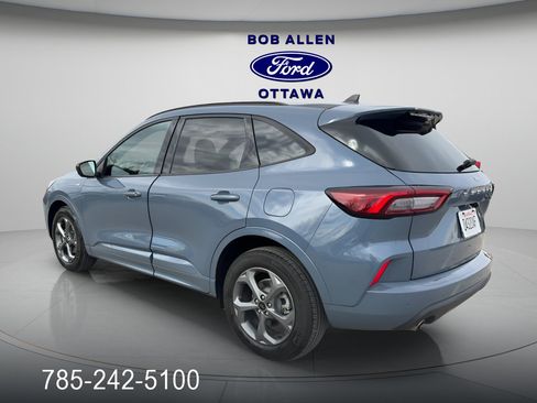 Used 2024 Ford Escape ST-Line w/ Equipment Group 301A image 3