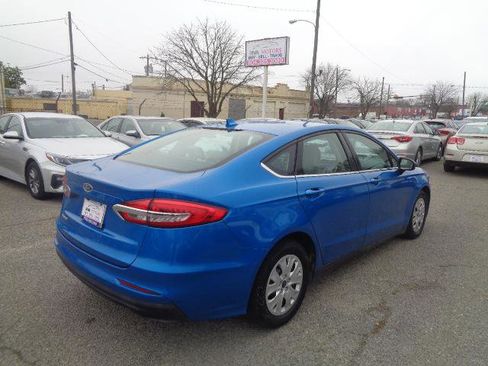 Used 2020 Ford Fusion S image 9