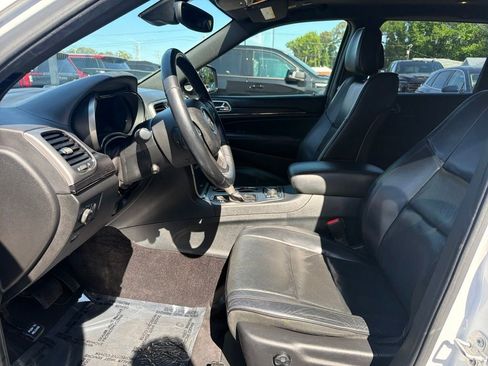 Used 2018 Jeep Grand Cherokee High Altitude AWD/4WD image 16