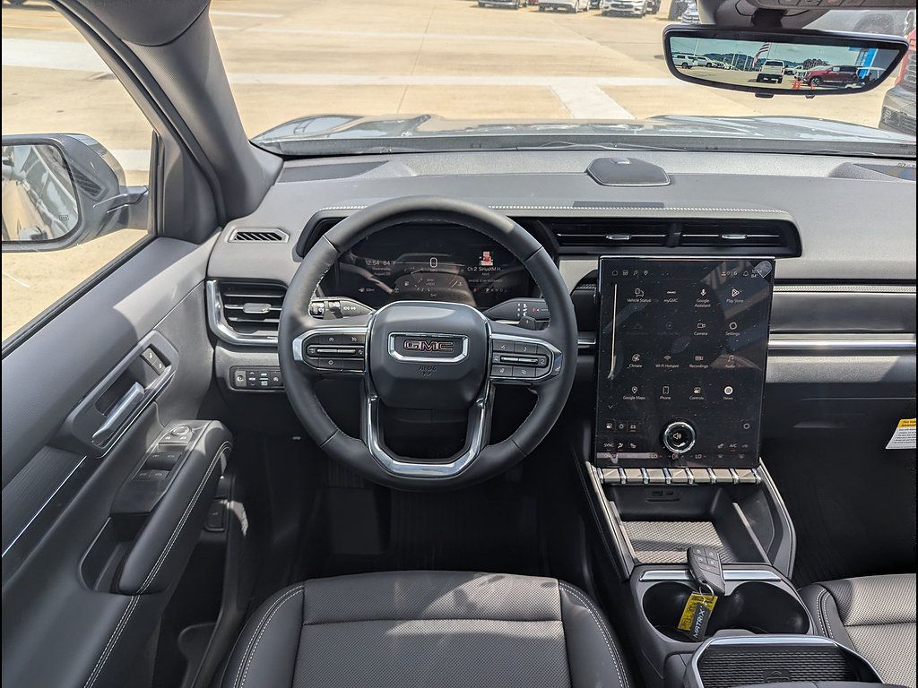 New 2027 GMC Terrain Elevation w/ Elevation Premium Package AWD/4WD image 3