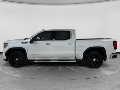 Used 2023 GMC Sierra 1500 SLT w/ SLT Premium Package AWD/4WD image 6