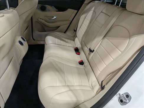 Used 2022 Mercedes-Benz GLC 300 w/ Premium Package Lite image 19