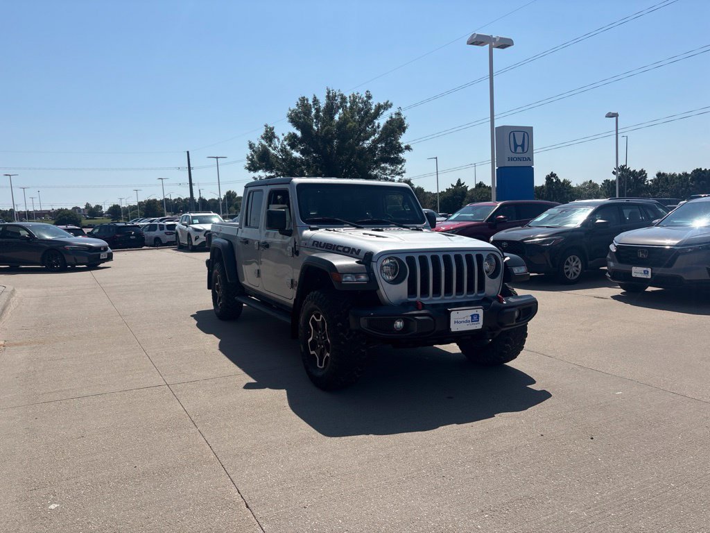 Used 2022 Jeep Gladiator Rubicon w/ Cold Weather Group AWD/4WD image 3